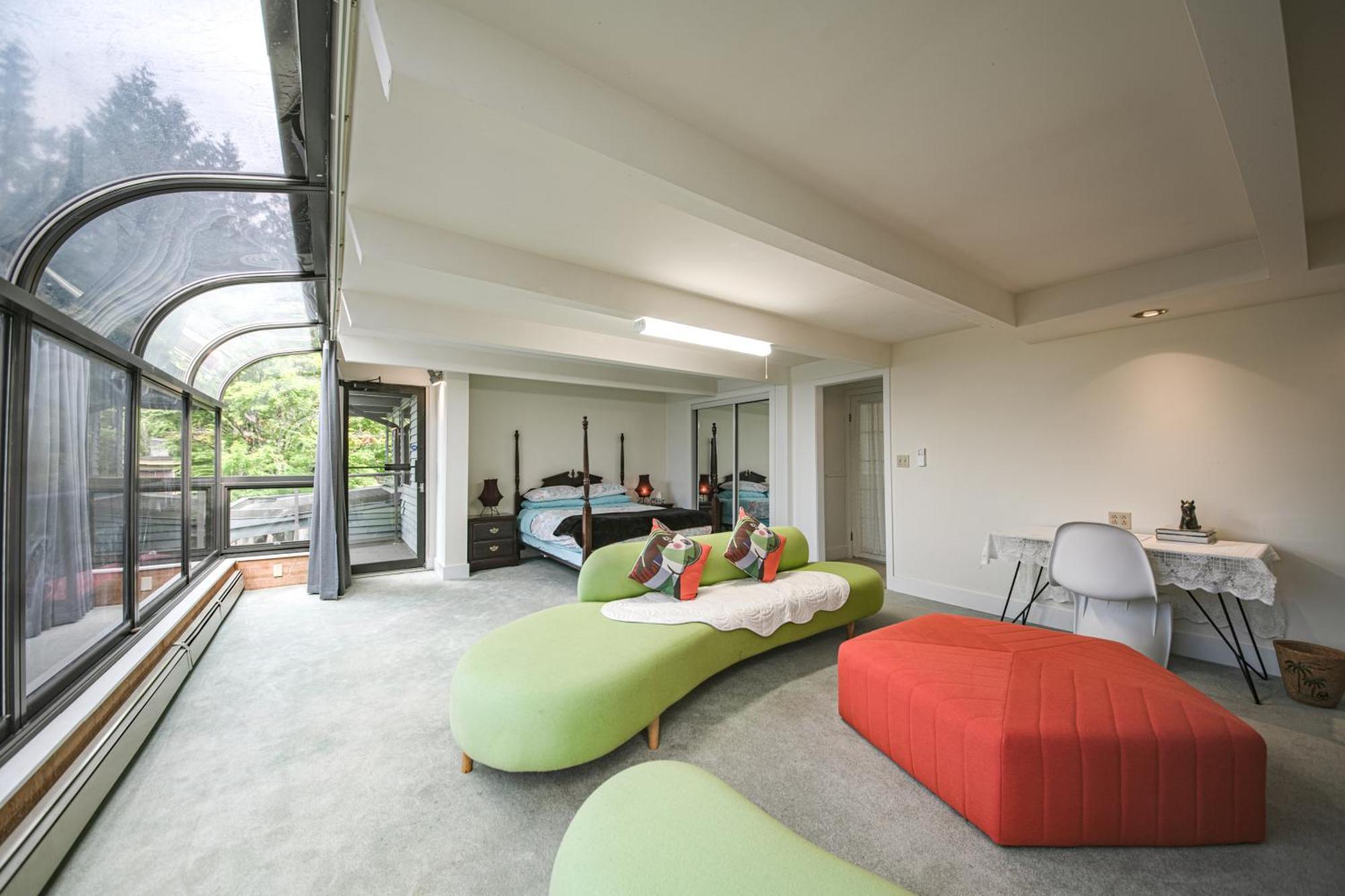 Grouse Cheerful Large Private Bedroom, Bath, Shared Deck, Pool, Hot Tub North Vancouver Exterior foto